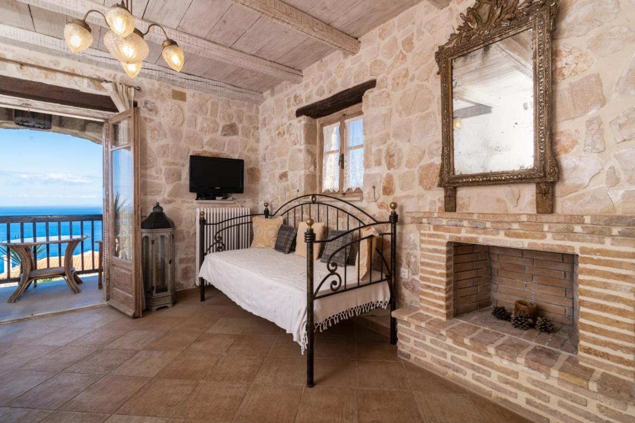 Strofilia Authentic Villas Skinária Exteriör bild