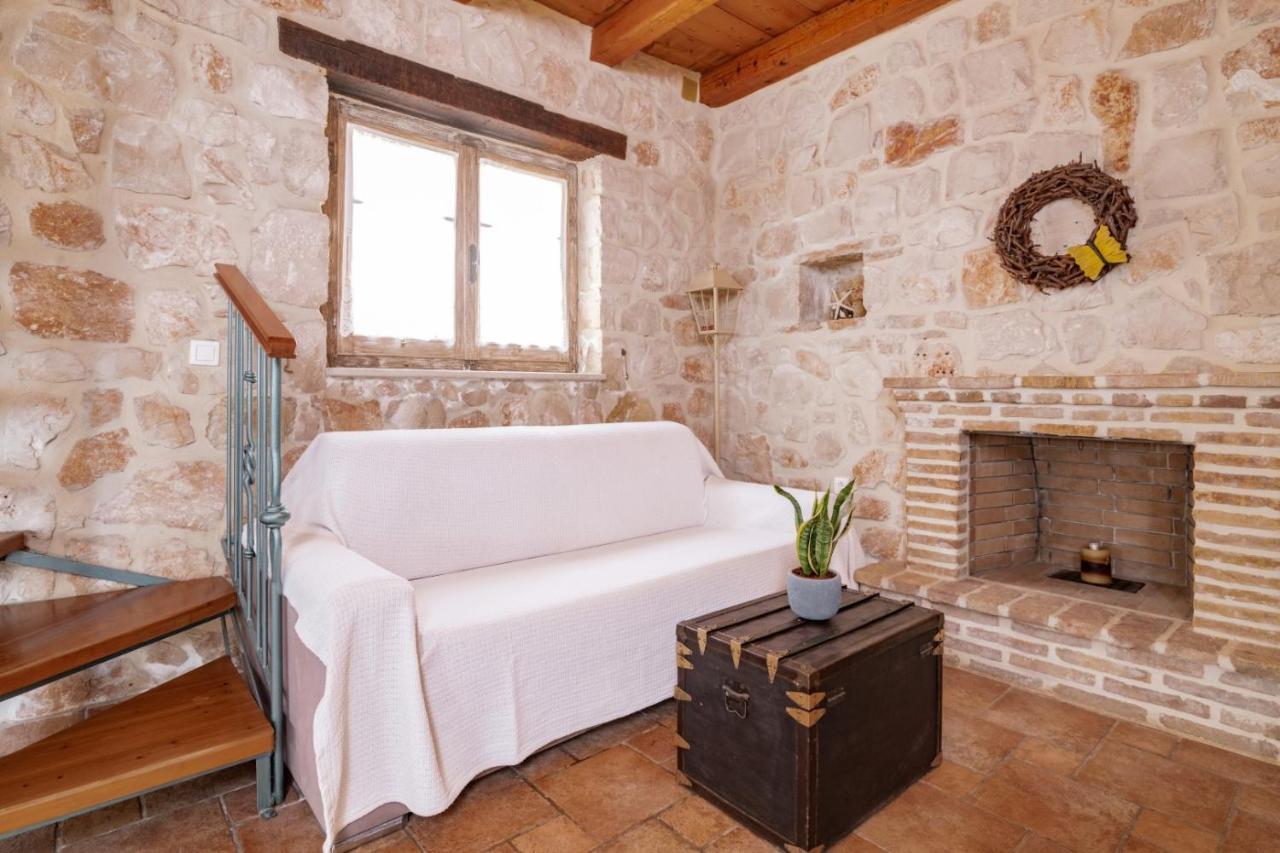 Strofilia Authentic Villas Skinária Exteriör bild
